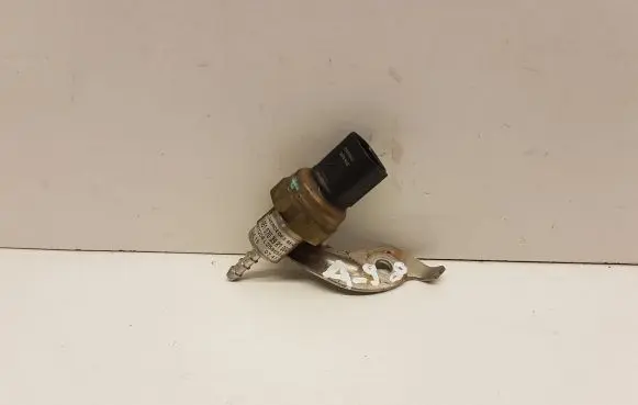 Fuel pressure sensor