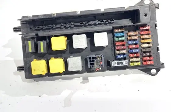 Mercedes-Benz Sprinter W906 Fuse box set A9065454701