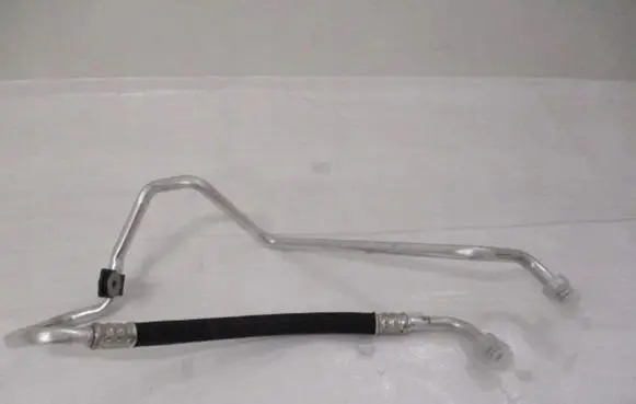 Peugeot 2008 I Air conditioning (A/C) pipe/hose 9823897180