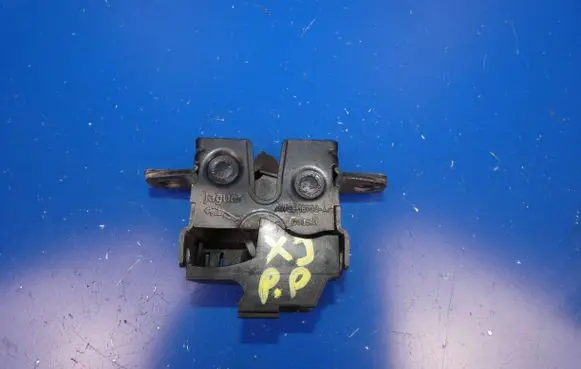Jaguar XJ X351 Engine bonnet/hood lock/catch 5W9315700AC D3L5A AW9316700AC