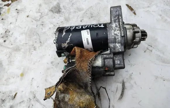 Volkswagen Touareg I Starter motor