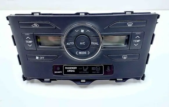 Toyota Auris 150 Interior fan control switch 5590002310