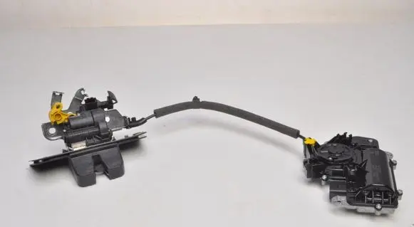 Porsche Cayenne (9Y0 9Y3) Tailgate lock latch 9Y0827520A