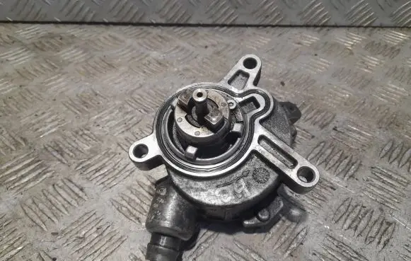 Volvo XC90 Vacuum pump 08699237