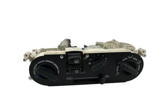 Mitsubishi Colt Climate control unit MR201365 98211
