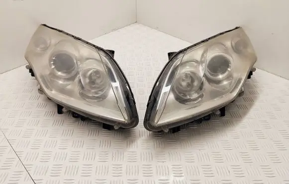 Renault Laguna III Headlight/headlamp 260600033R 260100033R