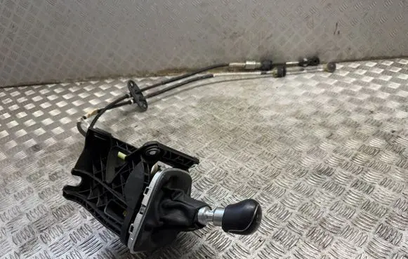 Ford Kuga II Gear selector
