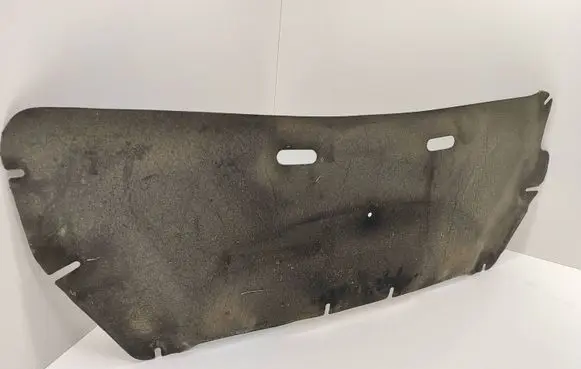 Engine bonnet/hood sound/heat insulation