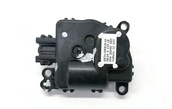 Ford Fusion II Air flap motor/actuator GS7H16E616AA