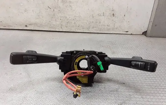 Volvo V50 Wiper turn signal indicator stalk/switch P31264575