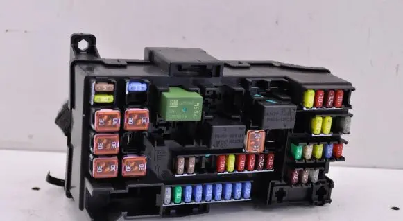 Opel Mokka X Fuse box set 1607141110 621092612