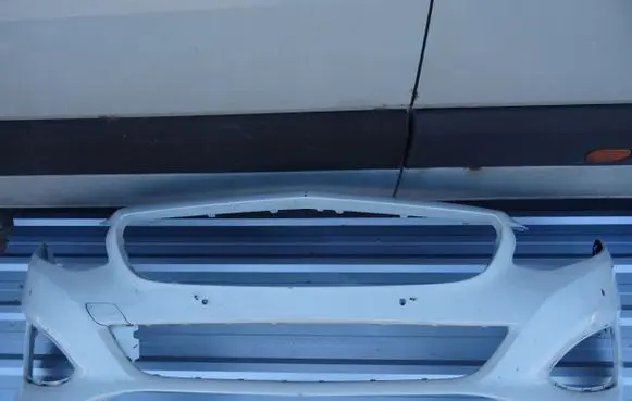 Mercedes-Benz B W246 W242 Front bumper R14P2