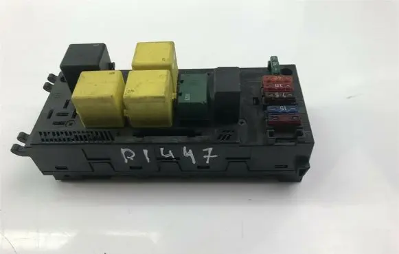 Mercedes-Benz E W210 Other control units/modules 28565599T246 P1447