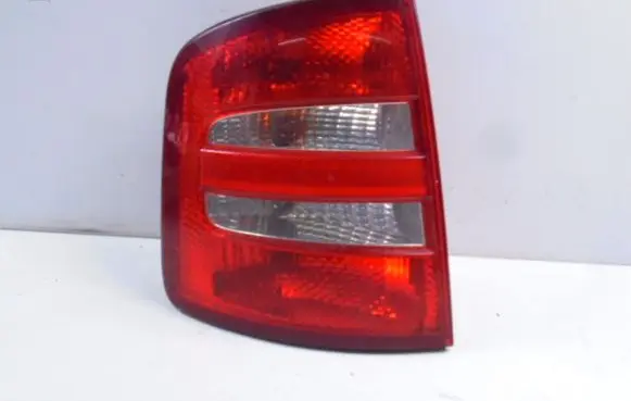 Skoda Fabia Mk1 (6Y) Rear/tail lights 6Y9945095B