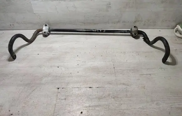 Mercedes-Benz GLK (X204) Front anti-roll bar/sway bar A2043231965