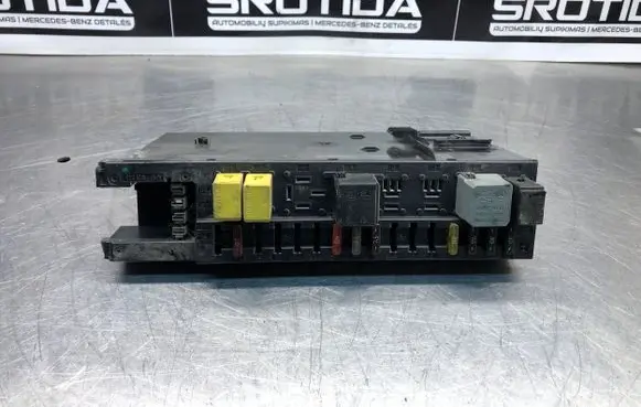 Mercedes-Benz C W203 Fuse module 2095450101