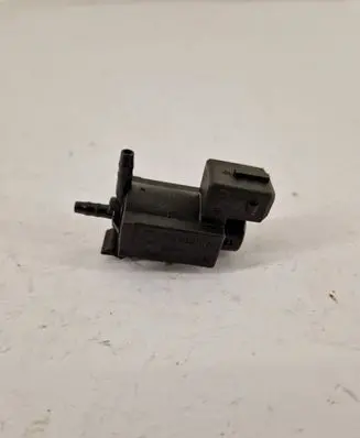 BMW 3 F30 F35 F31 Turbo solenoid valve 70231800