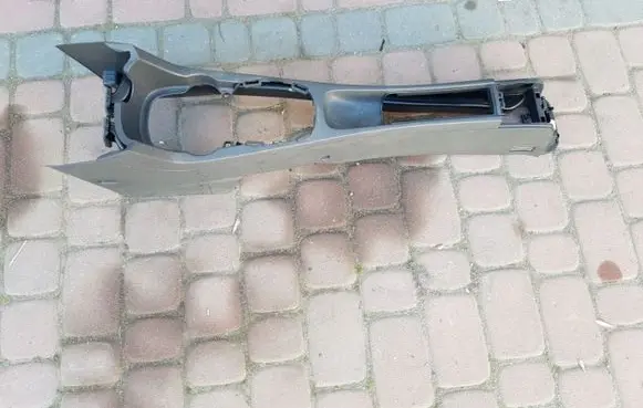 Opel Corsa D Center console 13184076