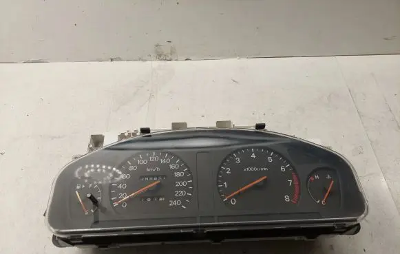 Mitsubishi Galant Speedometer (instrument cluster) MR216545 1573706761