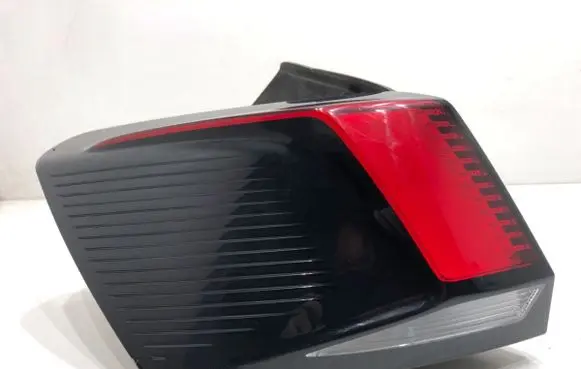 Peugeot 3008 II Rear/tail lights 9810477180