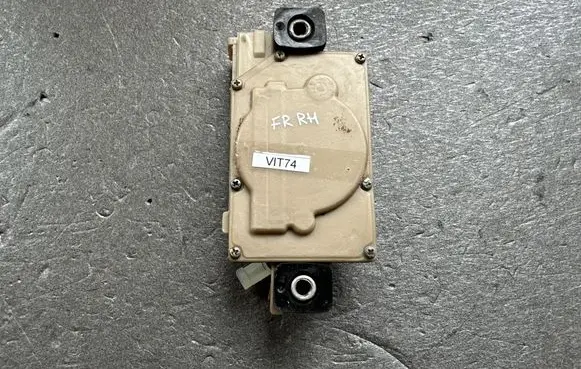 Nissan Patrol Y60 Front door lock 8055205J00