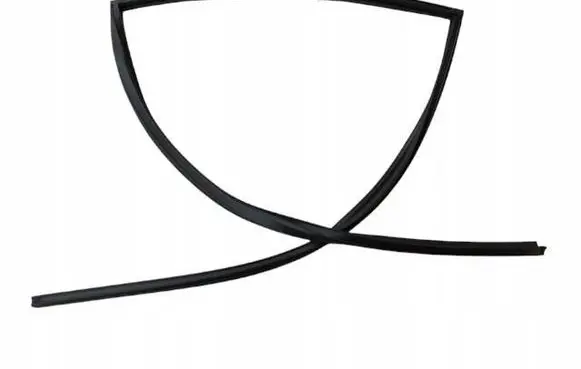 Suzuki Grand Vitara II Rear glass trim 