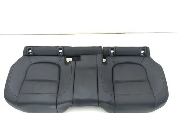 Jaguar F-Pace Rear seat 