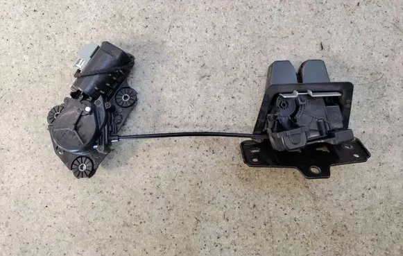 Volvo XC60 Tailgate/trunk/boot lock/catch/latch 3134997549A 31349975