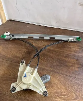 Renault Master III Front door window regulator with motor 807200008r
