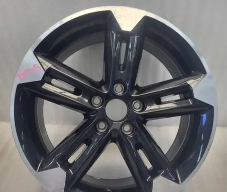 Audi Q2 - R18 alloy rim 