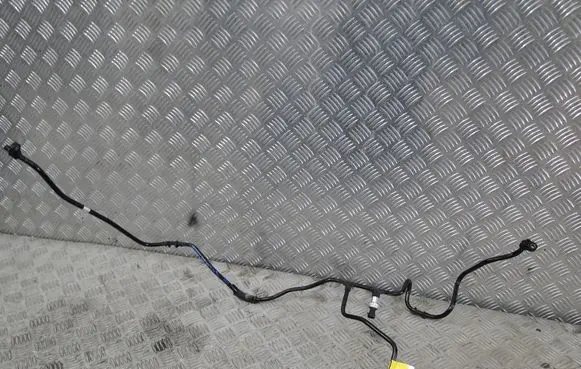 Peugeot 208 II Air conditioning (A/C) pipe/hose 