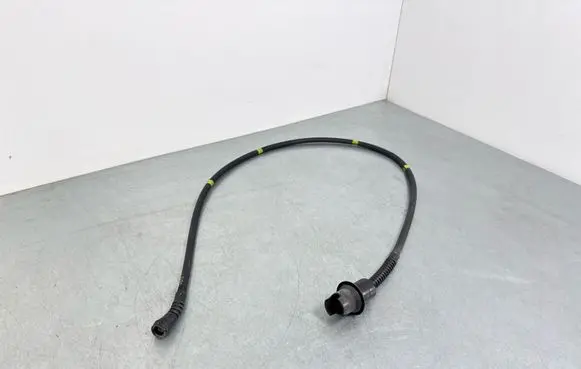 BMW 3 G20 G21 Water drain line hose 7447849