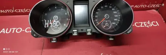 Volkswagen Golf VI Speedometer (instrument cluster) 5K0920960F