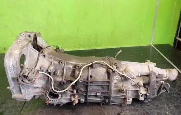 Subaru Legacy Manual 5 speed gearbox 5J-TY757XRAAB