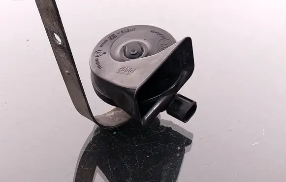 BMW X5 E70 Horn signal 55306 A046495