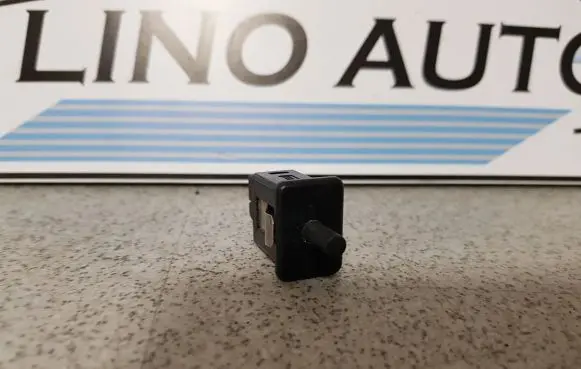 BMW 7 E38 Other switches/knobs/shifts 1388277