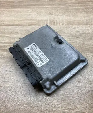 Opel Zafira A Engine control unit/module ECU 24417169 0281010268