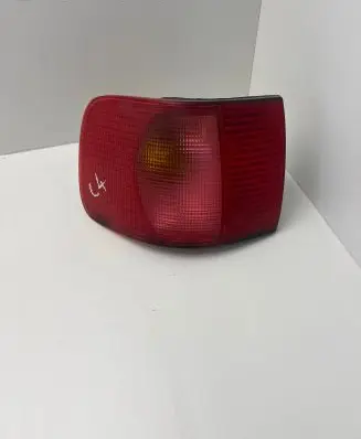 Audi A6 S6 C4 4A Rear/tail lights 138007