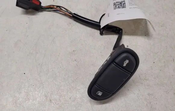 Jaguar S-Type Fuel tank opening switch 2R839B242