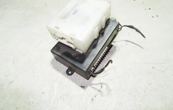 Subaru Forester SG Door control unit/module BU28N00000