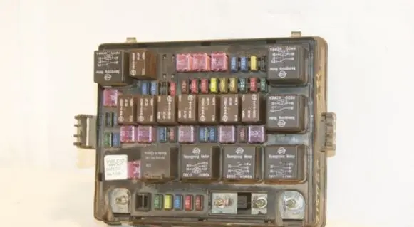 SsangYong Rexton Fuse module 8231008630