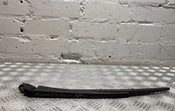 Nissan Murano Z50 Rear wiper blade arm