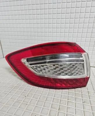 Ford Mondeo MK IV Rear/tail lights 14587