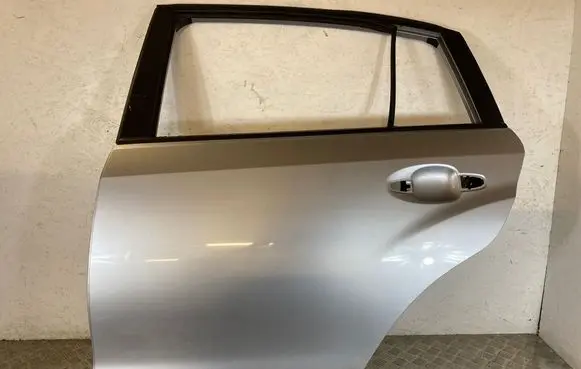 Rear door
