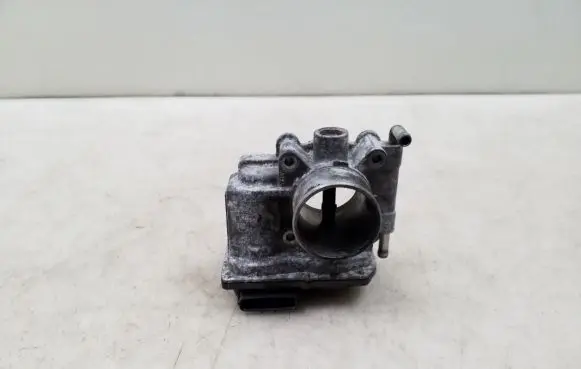 Mazda 6 Throttle valve RF7J136B0D
