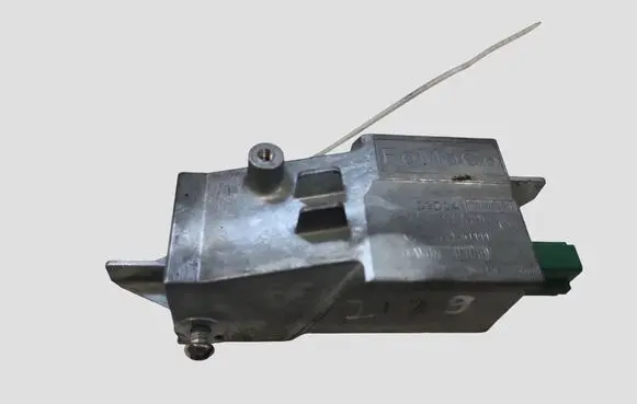 Ford Galaxy Steering wheel lock 7G913F880 AV6N3F880