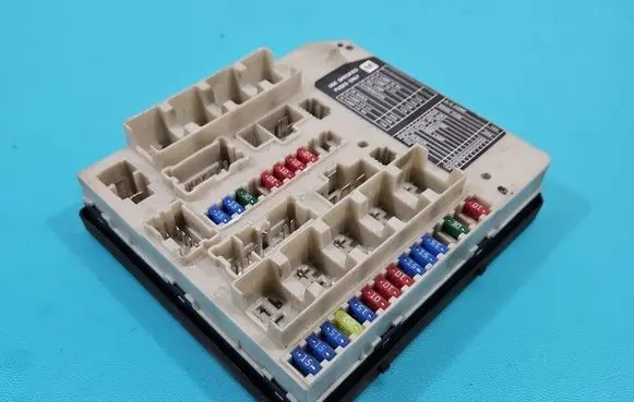 Nissan X-Trail T31 Central body control module IMPRK1373522