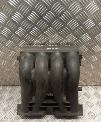 Peugeot 806 Intake manifold