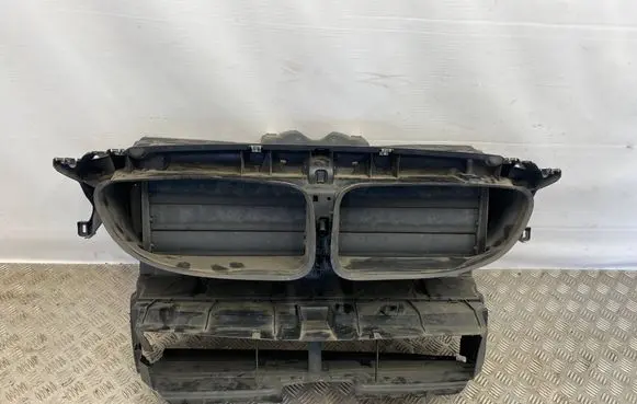 BMW 6 F12 F13 Intercooler air guide/duct channel 8050401