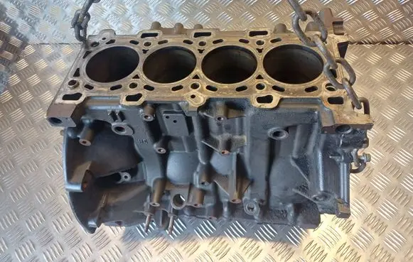 Renault Trafic II (X83) Engine block M9RE780